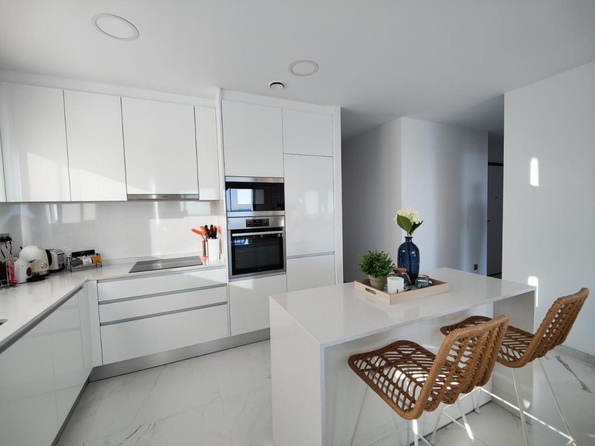 Sunset Cliffs Sea & Sky Apartments 베니돔 외부 사진