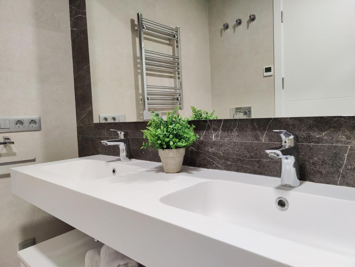 Sunset Cliffs Sea & Sky Apartments 베니돔 외부 사진