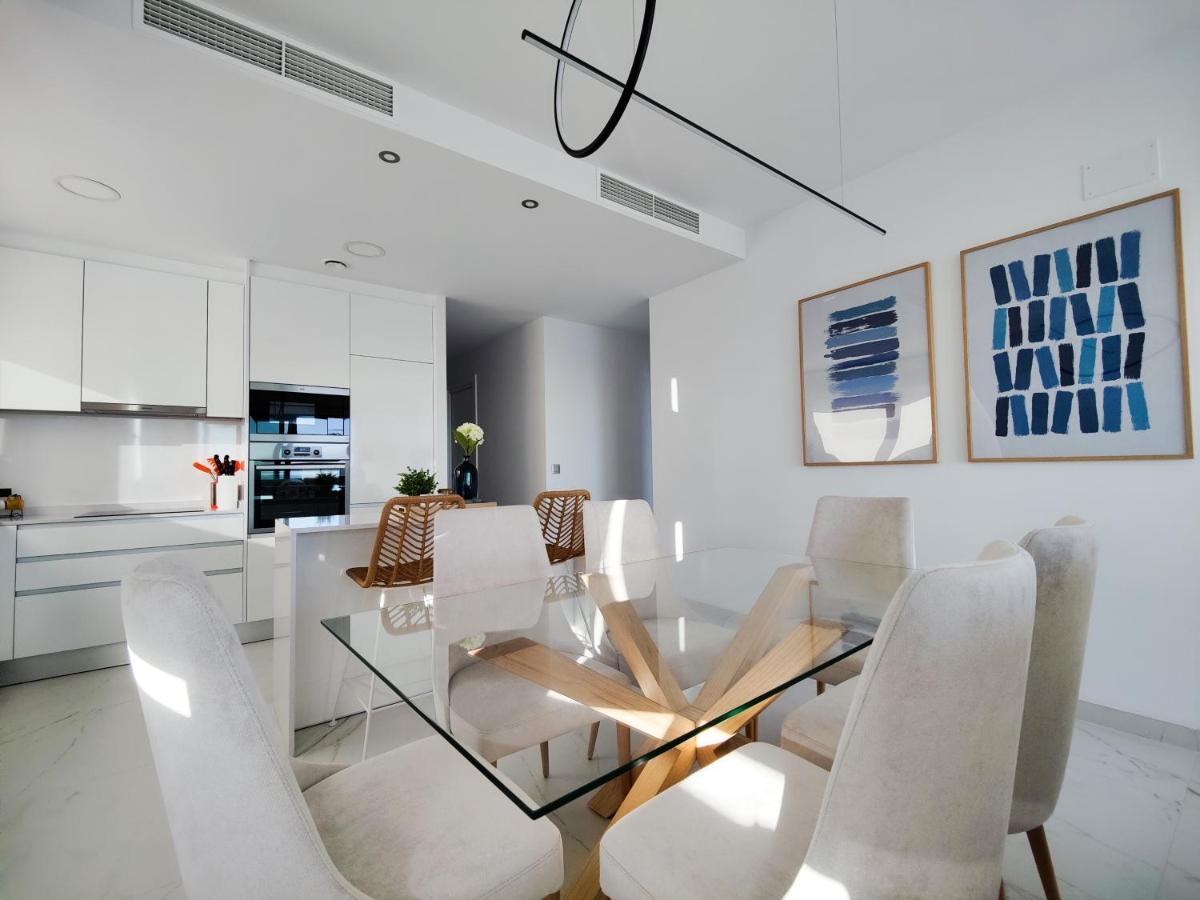 Sunset Cliffs Sea & Sky Apartments 베니돔 외부 사진