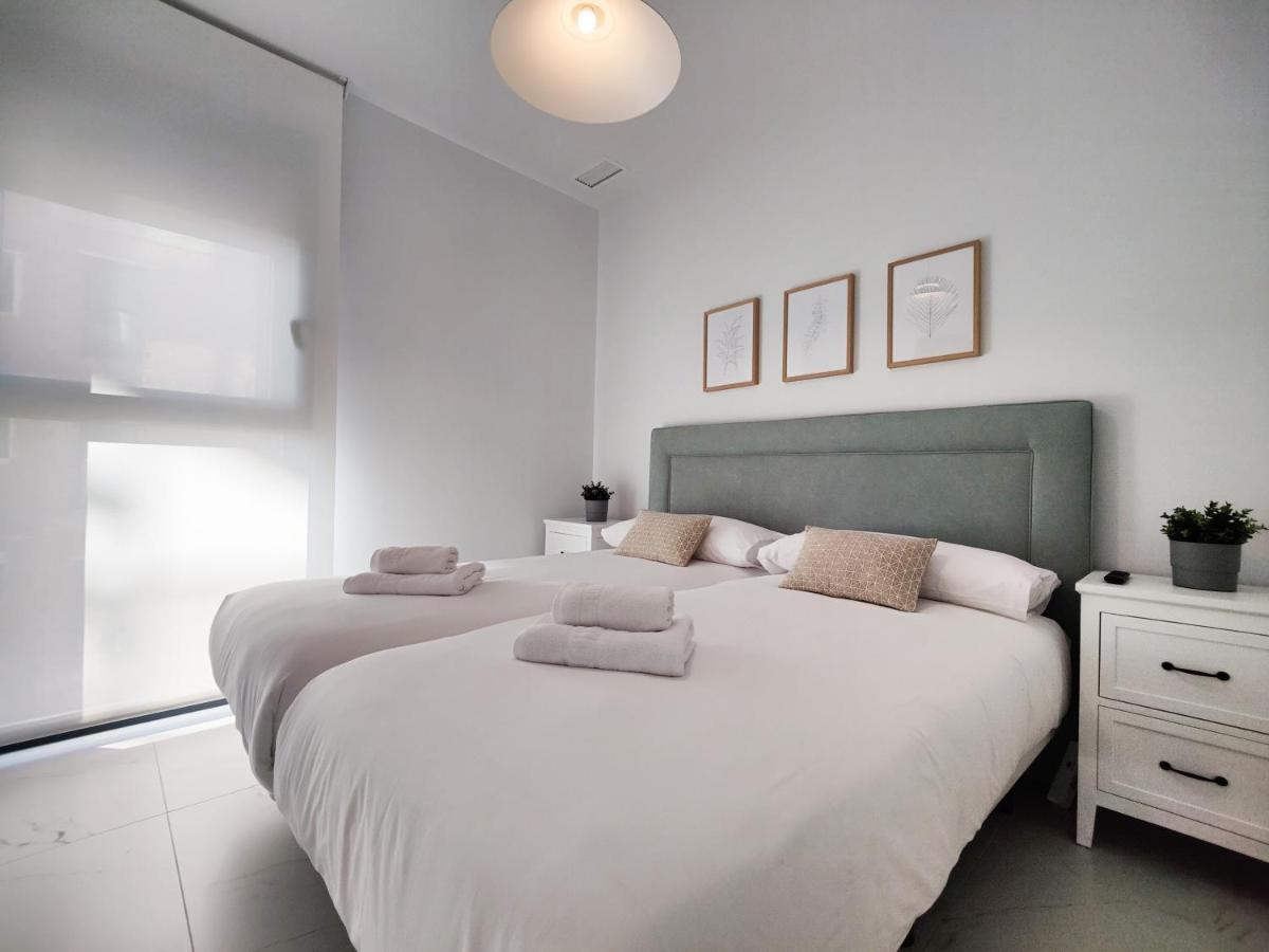 Sunset Cliffs Sea & Sky Apartments 베니돔 외부 사진